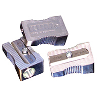 SINGLE HOLE METAL PENCIL SHARPENER            WEDGE KUM