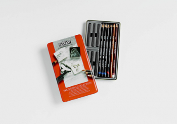 DERWENT SKETCHING COLLECTION TIN OF 12 34305